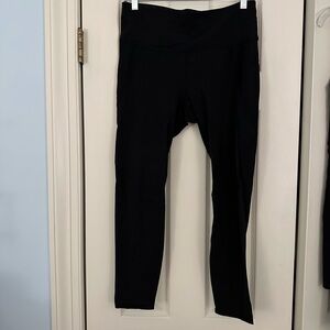 Athleta black 7/8 length workout leggings